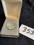 1987 Silver Dollar walking liberty 1 oz fine silver in box