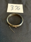 vintage Sterling bracelet bangle weighs 18 grams