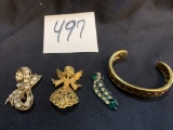 vintage lot of 4 Mid Century art deco brooch's and bracelet