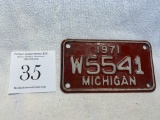 Original 1971 Michigan Red Motocycle License Plate W5541 Good Condition