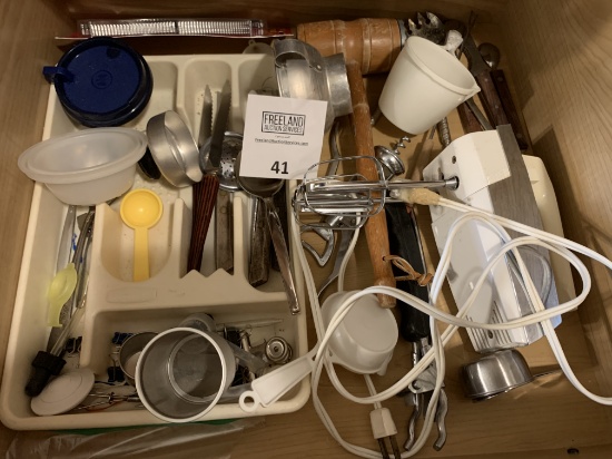 Large Group Of Kitchen Items In Drawer Knives Measuring Cups