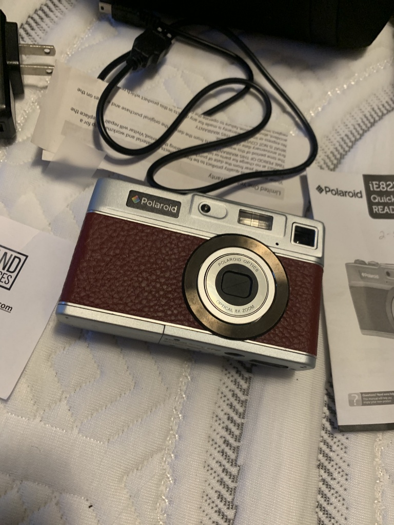 Pair Of Cameras Polaroid Ie827 Digital Camera And Kodak | Estate & Personal  Property Personal Property | Online Auctions | Proxibid