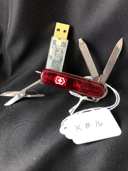 Victorinox Swiss Memory Knife