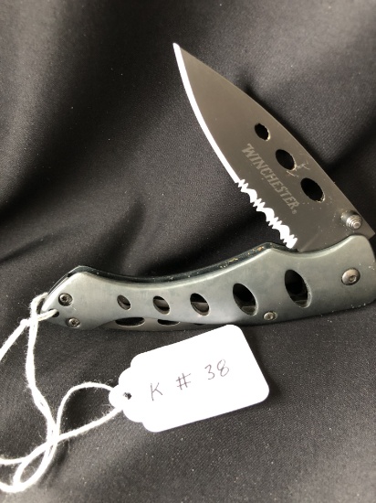 Winchester Tactical Lockback Combination Edge Knife