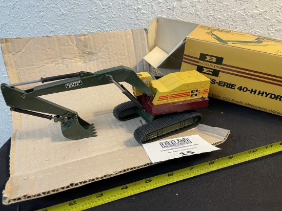 Bucyrus-Erie 40-H Hydraulic Excavator Art No 139 In original box