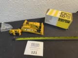 Caterpillar KETTENDOZER CAT D9 Track-Type Tractor Gescha Model NEW IN BOX