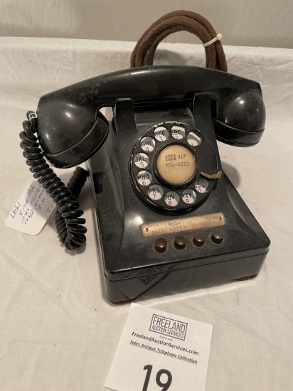 Western Electric model 440-FC-3 4-round button Office desk telephone