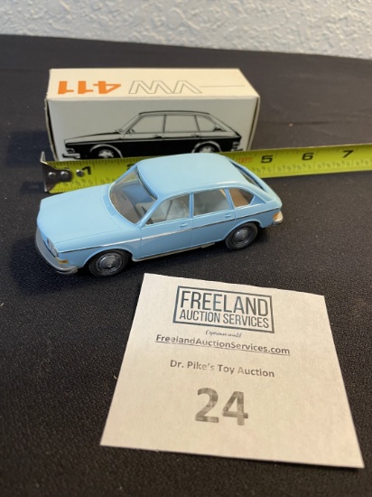 extremely rare Volkswagen 411 promo Blue car  Cursor-Modell Made in Germany
