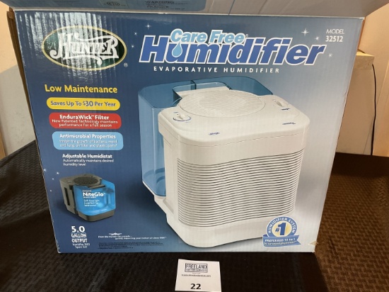 Hunter CARE FREE Humidifier Model 32512 in original box