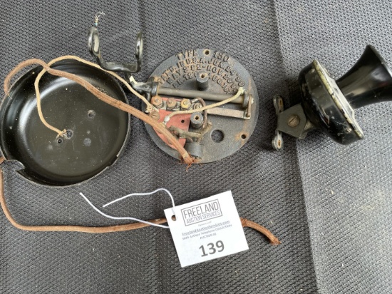 1904 Western Electric model 130A Doughnut Phone w/5 patented dates