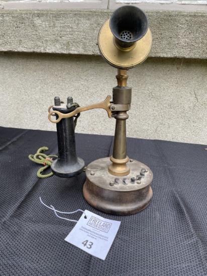 1899 DeVeau Tapered Shaft multi line Candlestick Telephone