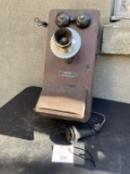 unusual Oak Wall WONDERPHONE Telephone Universal High Power Tel Co Seattle Washington