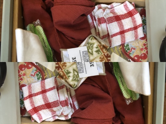 Kitchen towels and wash clothes
