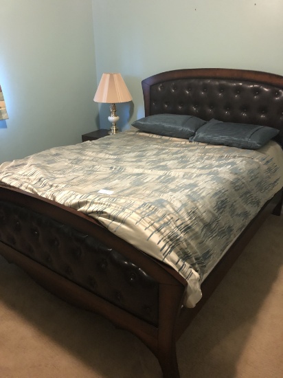 Really nice bed with a great look