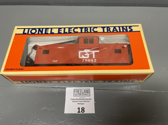 Lionel Grand Trunk Extended Vision Caboose model 6-16554