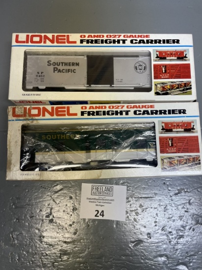 Pair of Lionel O and O27 Gauge FREIGHT CARRIER Southern Pacific Cars