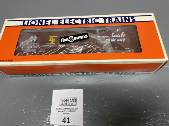 Lionel Electric Trains SANTE FE BOXCAR with Railsounds model 6-17202