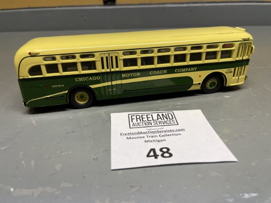 CORGI BUS Chicago Motor Coach Company excellent condition
