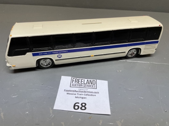 R. Clouser ROYAL COACH New York City Transit Authority Bus