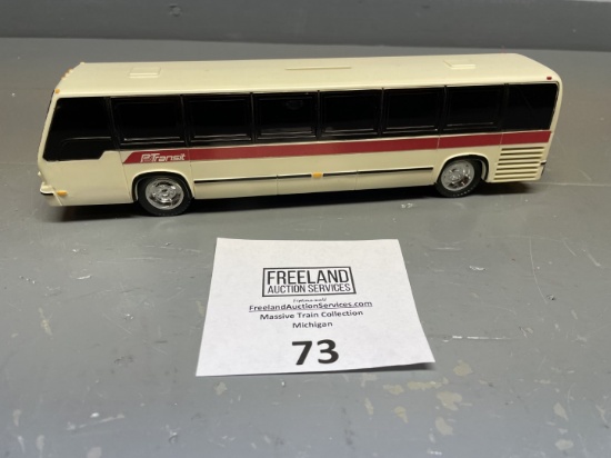 Pittsburgh Bus Co. trimmed by Royal Coach coin bank