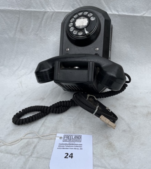 1930s Automatic Electric model 50 bakelite wall phone in working condition