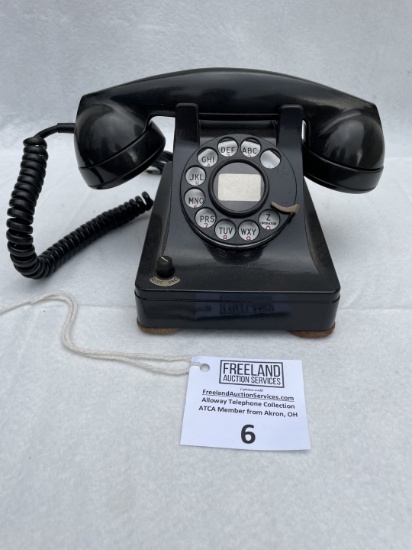 1942 Western Electric model 305 desk telephone with ON/OFF switch