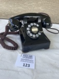 Western Electric model 302 desk telephone wired to work