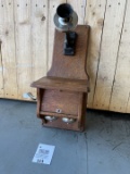 Western Electric OAK 294A Fiddleback wall telephone
