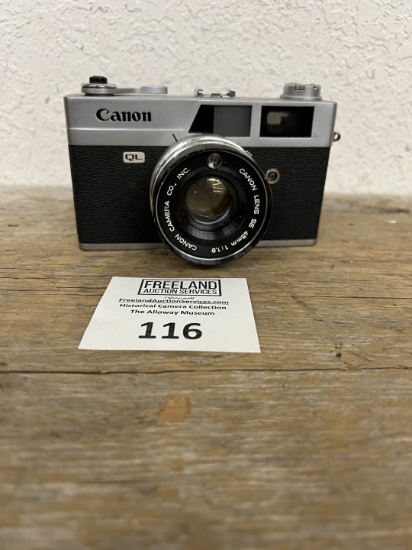 Canon QL mid century camera Made in Japan