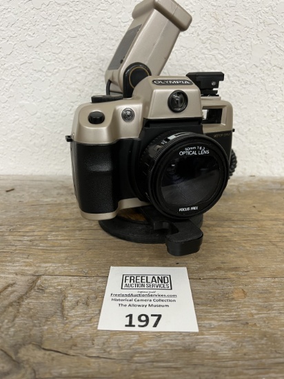 Olympia DL 2000 modern camera