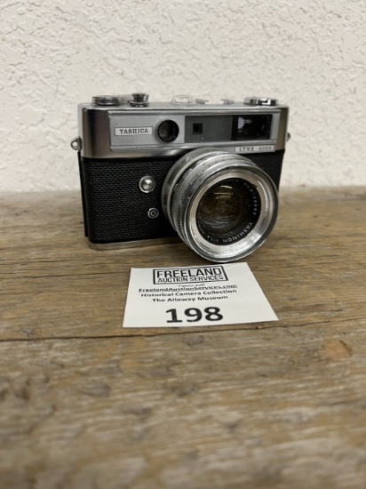 Yashica LYNX-5000 mid century camera