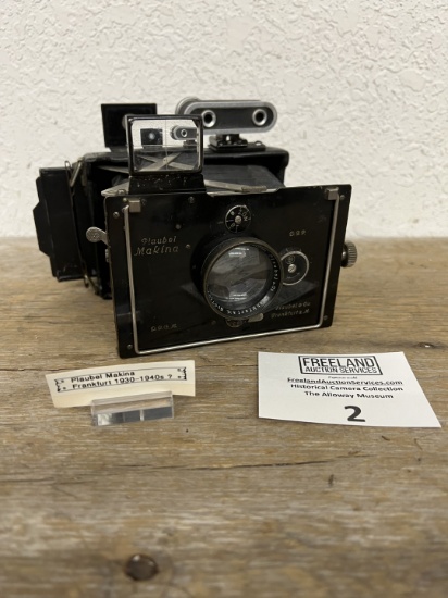 1930s Plaubel Makina Camera made in Frankfurt, Germany