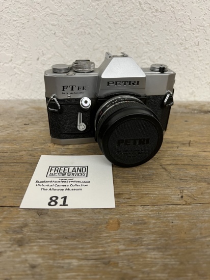 Petri FT EE Fully automatic vintage camera