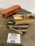 Lyman IDEAL Reloading Tools dipper and equipment