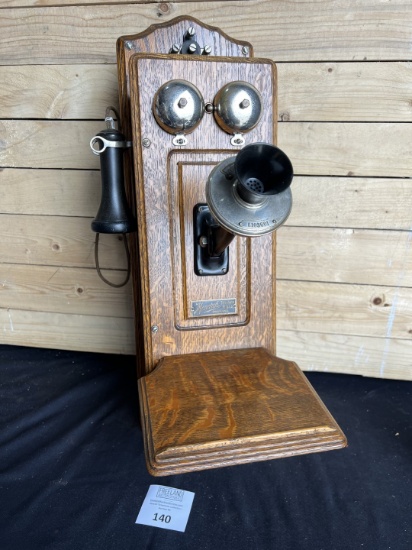 The Monarch Telephone Co. Chicago Ill Oak wall telephone