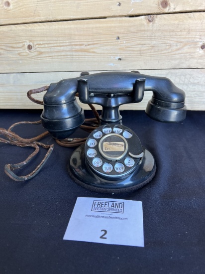 1927 Western Electric round base model B1 102 desk telephone with #2HA dial