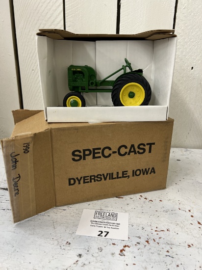 John Deere Model "L" 1/16th scale SPEC-CAST Dyersville, Iowa in original package