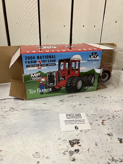 2004 National Farm Toy Show TOY FARMER Massey-Ferguson MF 1500 tractor in box