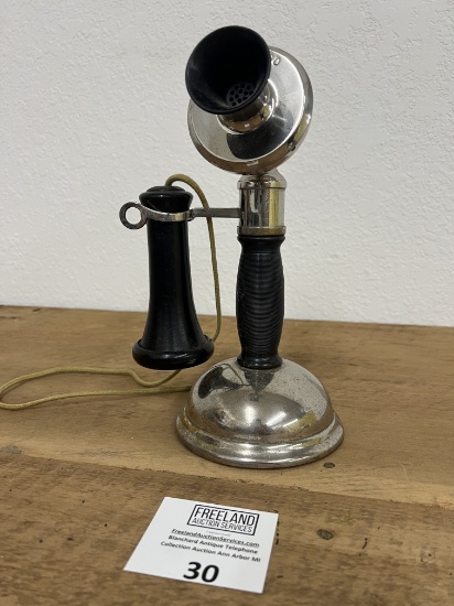Chicago Telephone Company Bakelite Pot Belly candlestick telephone