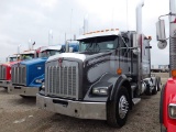 2005 KENWORTH T-800 AeroCab