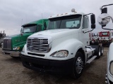 2004 FREIGHTLINER CL120 Columbia