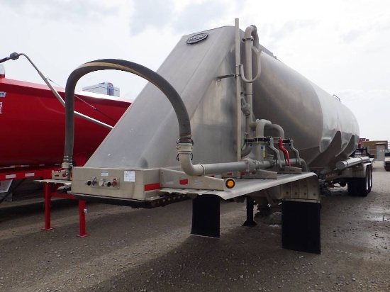 2018 MAC Aluminum Pneumatic Tanker