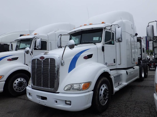 2013 PETERBILT 386 UltraCab