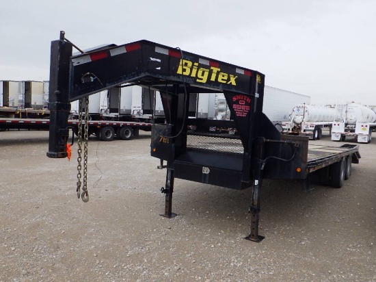 2012 BIG TEX Gooseneck Machinery Trailer