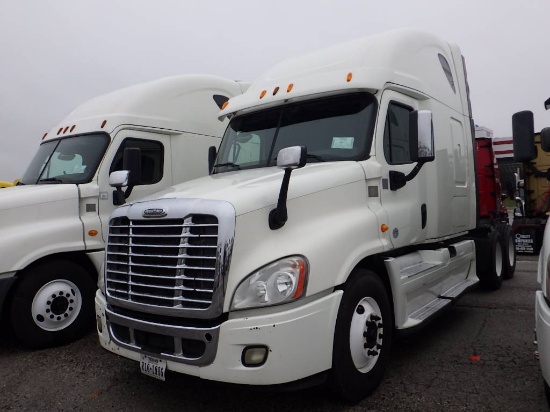 2014 FREIGHTLINER Cascadia125