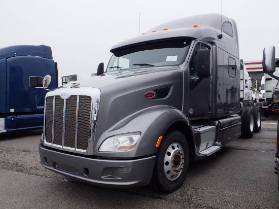 2013 PETERBILT 587