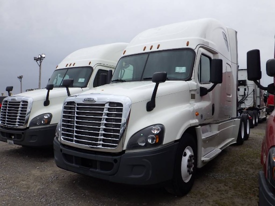 2016 FREIGHTLINER Cascadia125