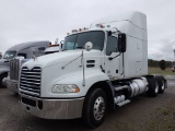 2013 MACK CXU613