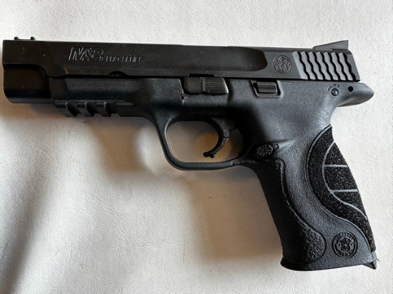 Smith & Wesson M & P 9 ProSeries, .9mm Semi-Automatic
