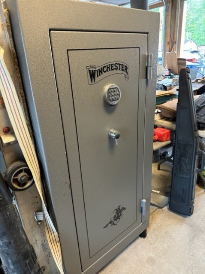 Winchester gun safe